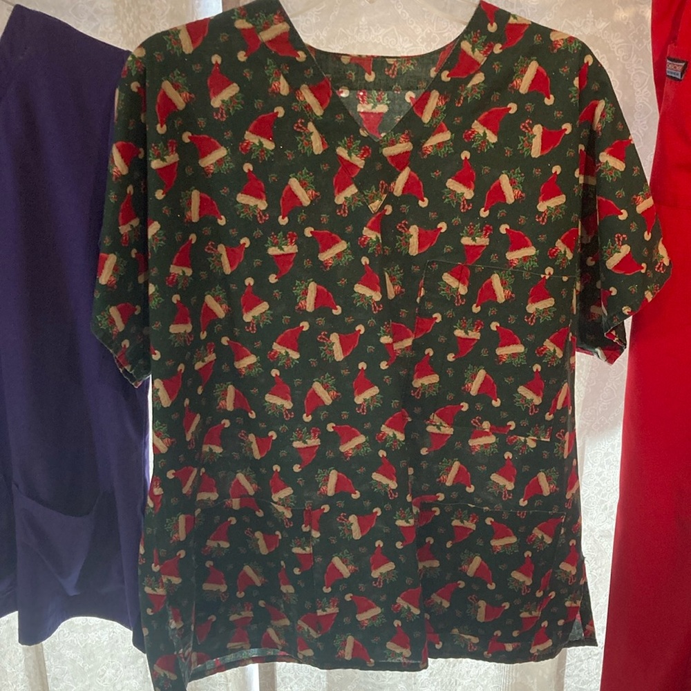 Scrubs set of five not breaking up the set 25$ for all!!!